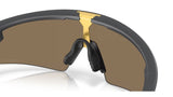 Oakley-Sphaera-Strike-matte-carbon-prizm-24k-polarized-04