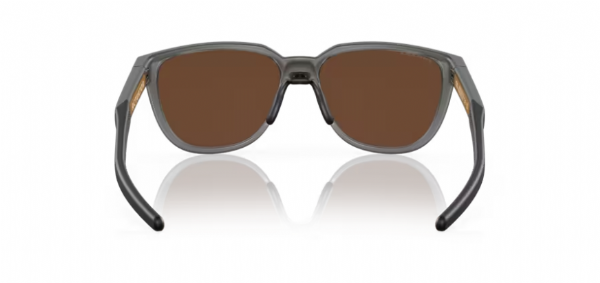 Oakley-Actuator-Matte-Grey-Smoke-Prizm-Tungsten-Achterkant