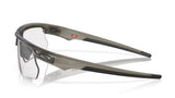 Oakley Bisphaera Smoke Grey/ Clear To Black Photochromic Zijkant