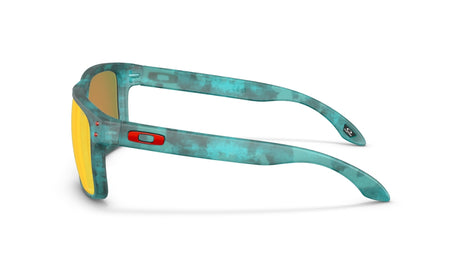 Oakley-Custom-Holbrook-Trans-Arctic-Surf-Shadow-Camo-Prizm-Ruby-Polarized
