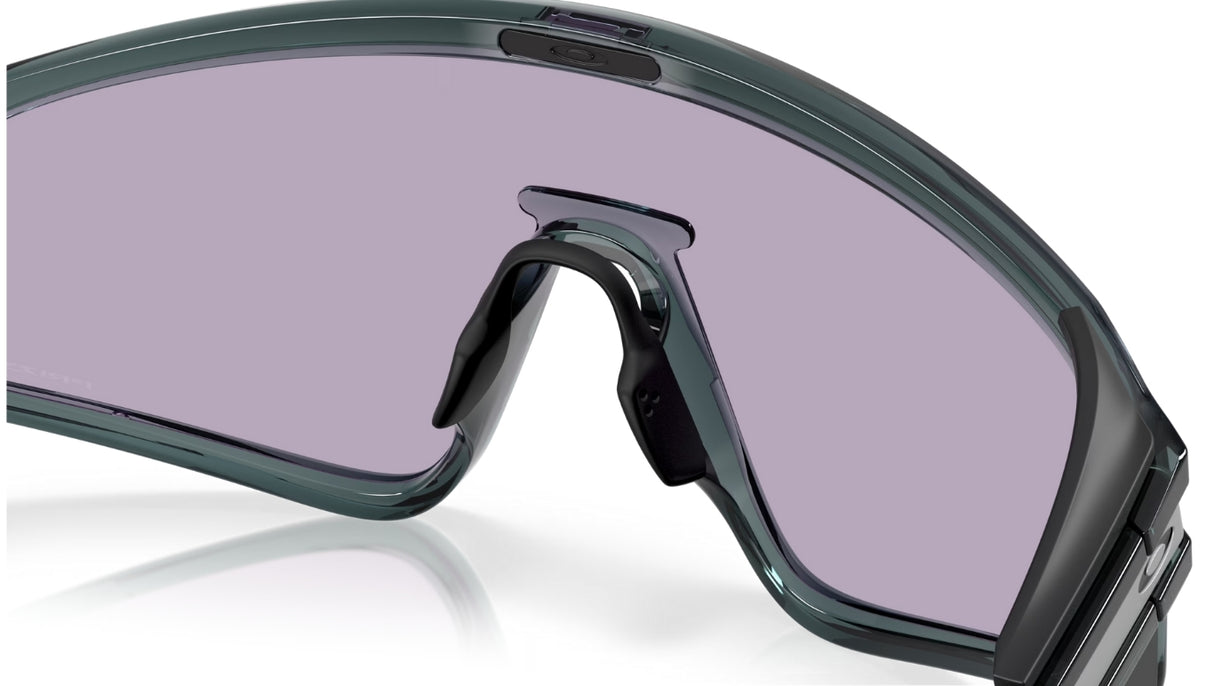 Oakley Latch Panel Crystal Black/ Prizm Slate Achterkant