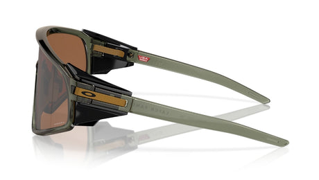 Oakley_Latch_Panel_Olive_Ink_Prizm_Tungsten_Zijkant