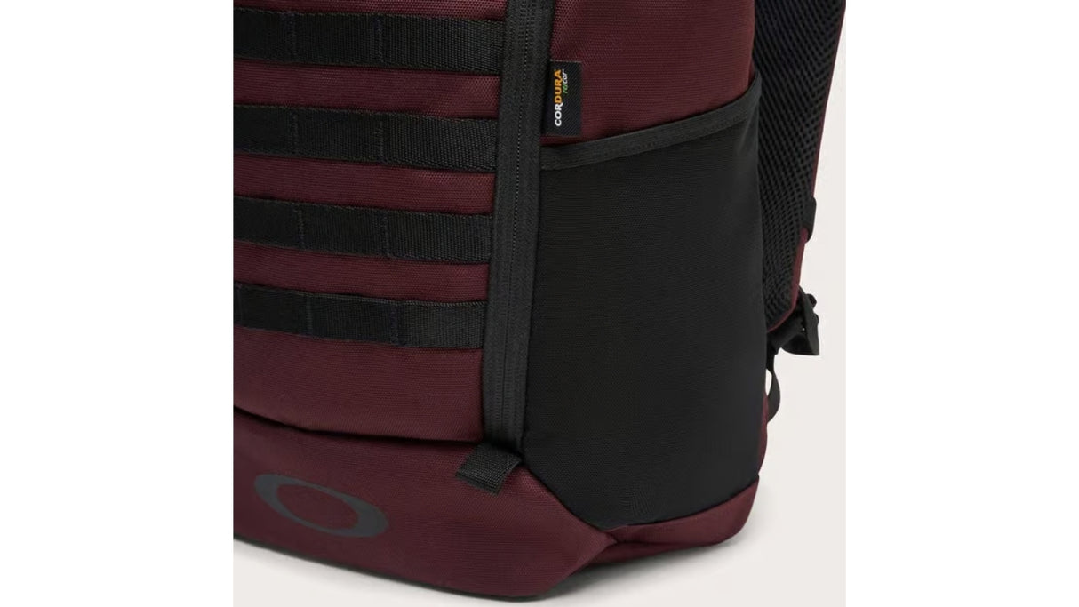 Oakley Urban Path RC 20L Backpack/ Grenache