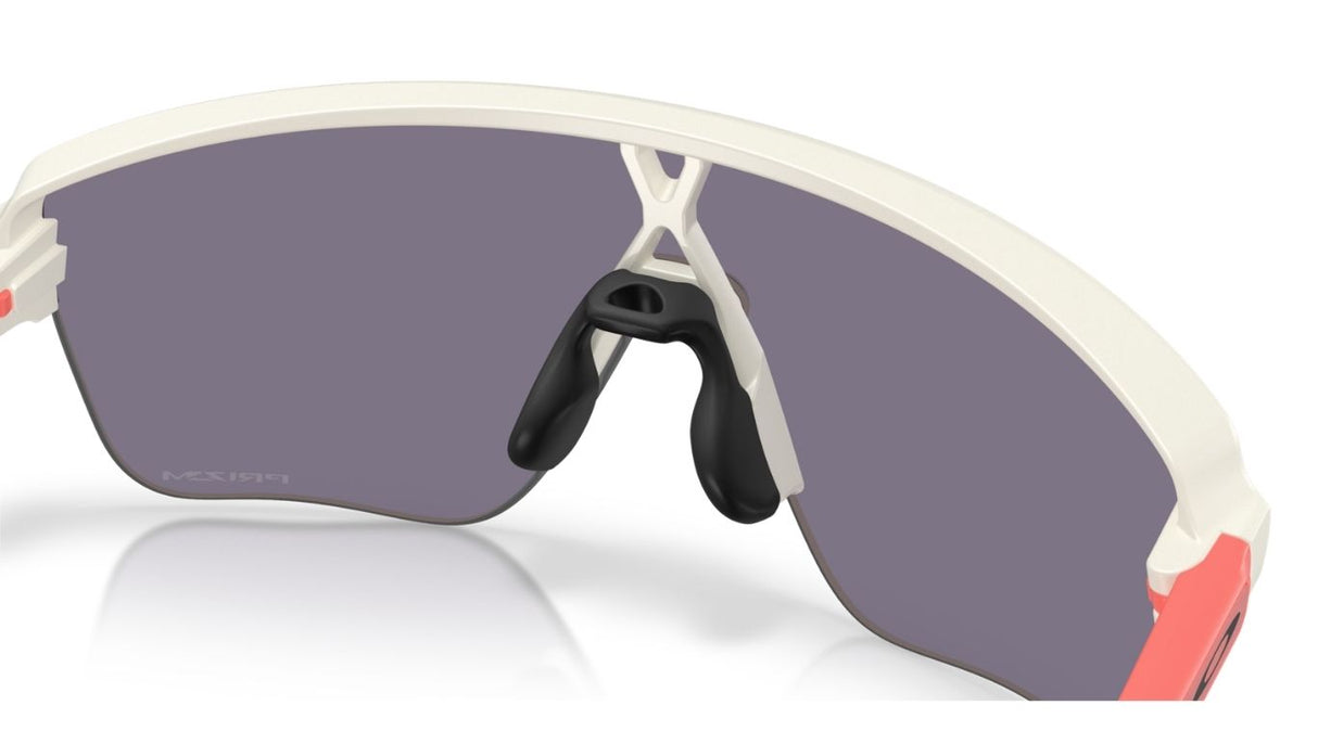 Oakley-corridor-sq-velocity-matte-mist-prizm-grey-04