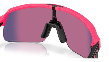 Oakley-Sutro-lite-s-pink-prizm-road-04