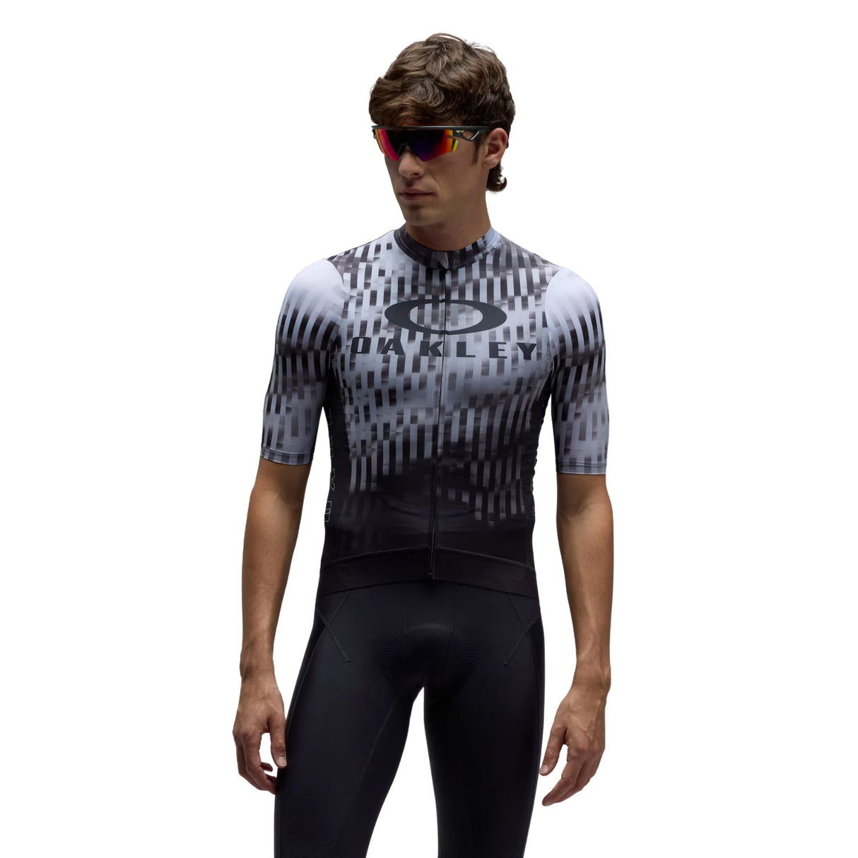 Oakley-icon-training-jersey-black-glitch-print-model
