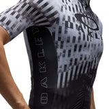 Oakley-icon-training-jersey-black-glitch-print-nabij