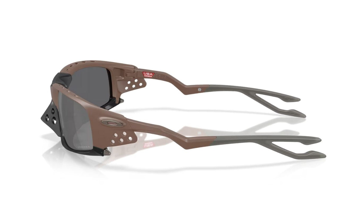 Oakley-plantaris-sq-mahogany-prizm-black-03