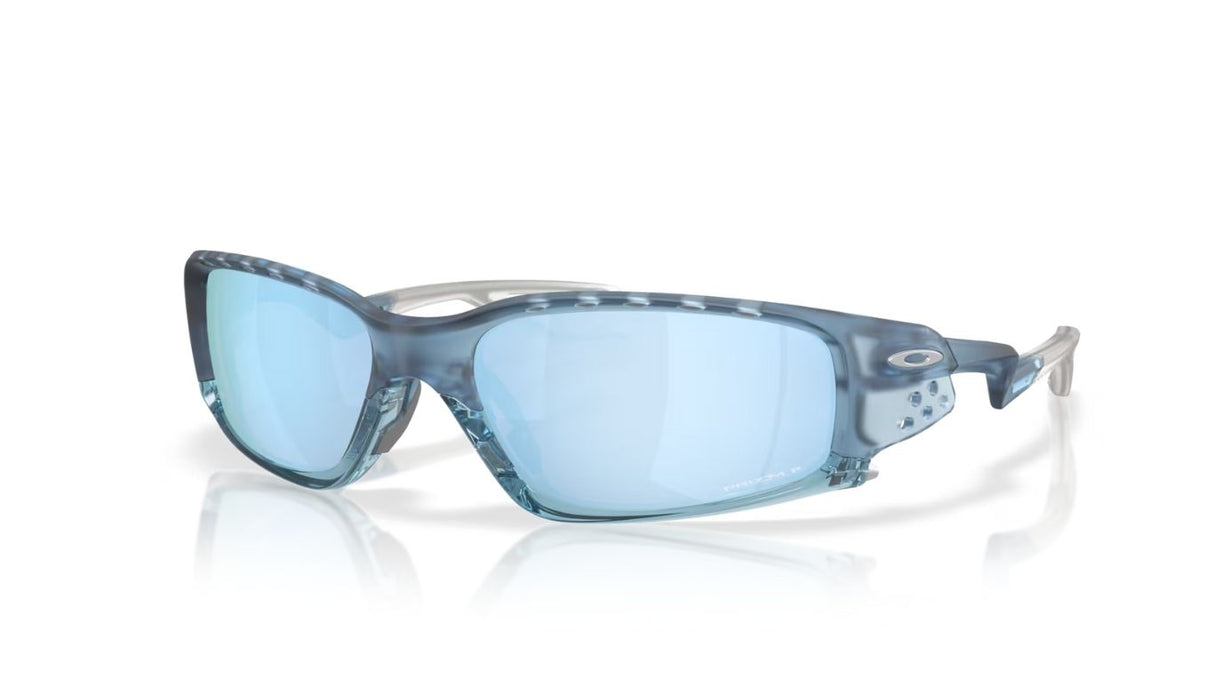Oakley-plantaris-sq-matte-transparent-stonewash-prizm-deep-water-polarized-04