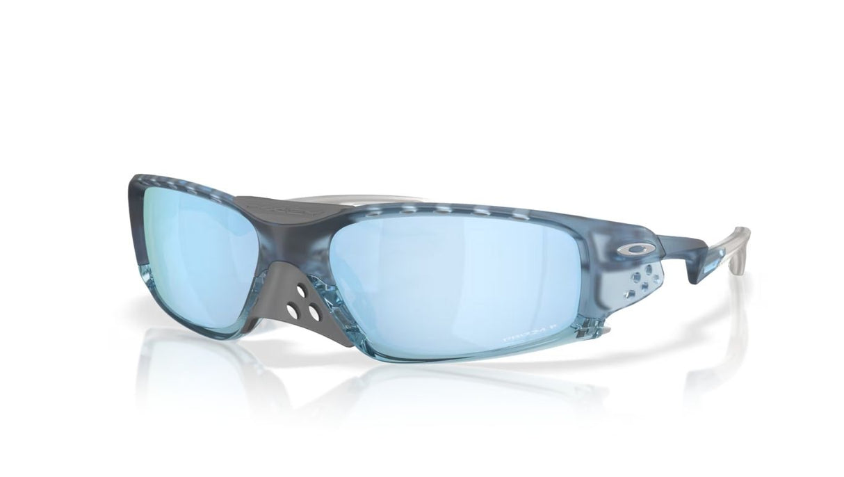 Oakley-plantaris-sq-matte-transparent-stonewash-prizm-deep-water-polarized-01