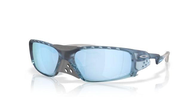 Oakley-plantaris-sq-matte-transparent-stonewash-prizm-deep-water-polarized-01