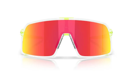 Oakley-sutro-neon-pop-clear-prizm-ruby-02