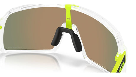 Oakley-sutro-neon-pop-clear-prizm-ruby-04