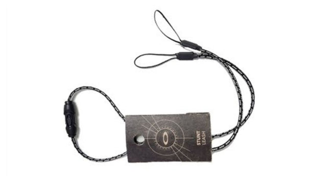 Oakley-stunt-leash-black