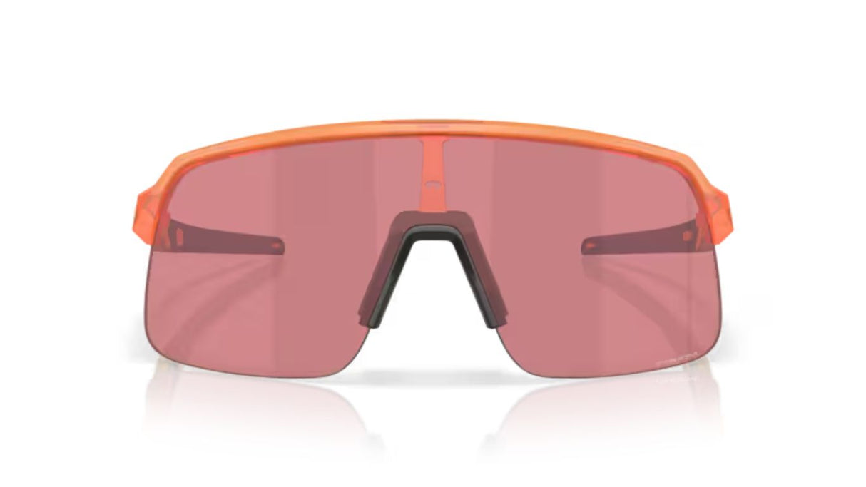 Oakley Sutro Lite S Matte Transparent Ginger/ Prizm Dark Golf voorkant